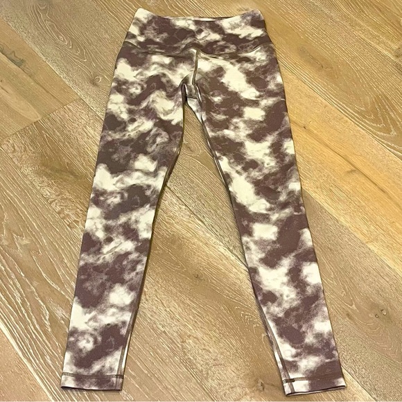 Tan + Lines by Sivan Ayla Cocoa Clouds Print Leggings Small - Picture 1 of 6